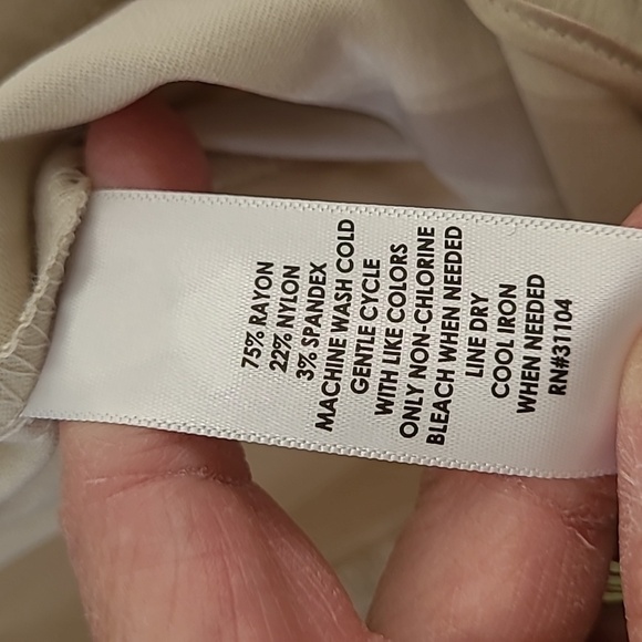 NWT Crown & Ivy Khaki Pull-On Ankle Pants size 16W - Picture 6 of 9